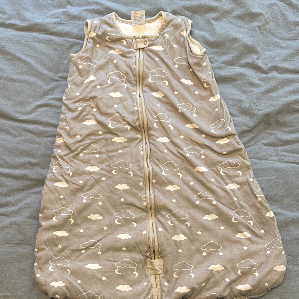 Mama Cheetah - Gray Cloud Print Baby Sleep Sack - 2.5 TOG - XL